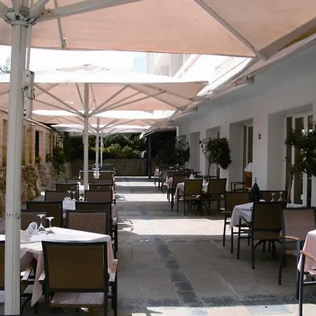 Garbi Costa Luz מלון 4*